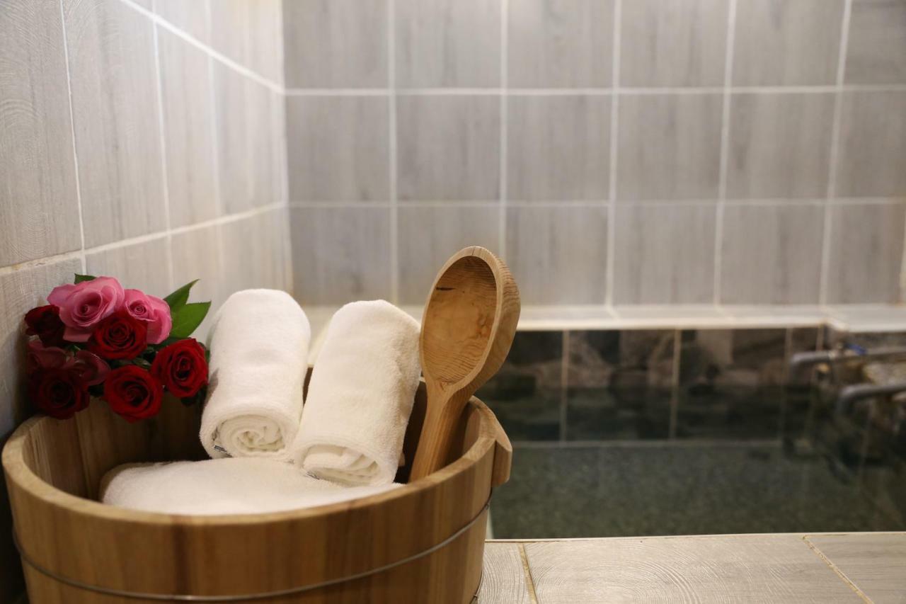 Meizhou Hot Spring Hotel溫泉商旅 Jiaoxi Eksteriør bilde